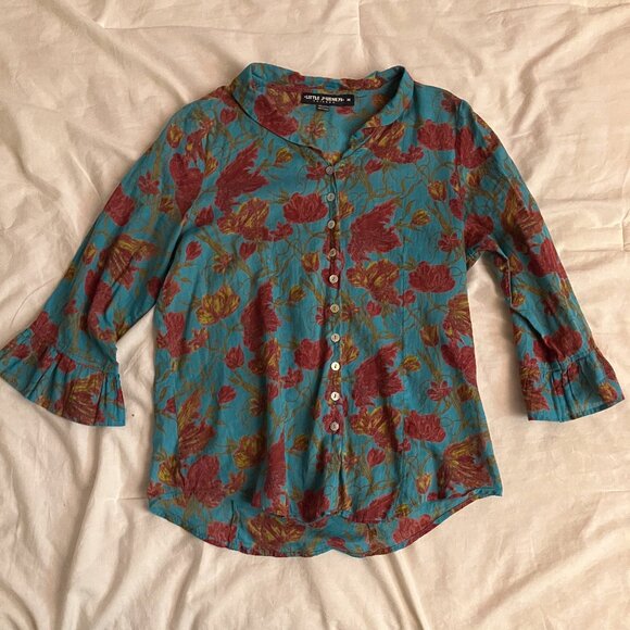 Floral print button down blouse - Picture 1 of 7
